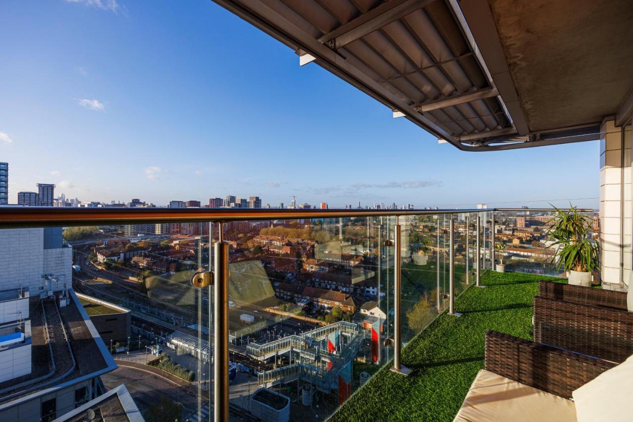 Austin David Apartments Excel Londres Extérieur photo